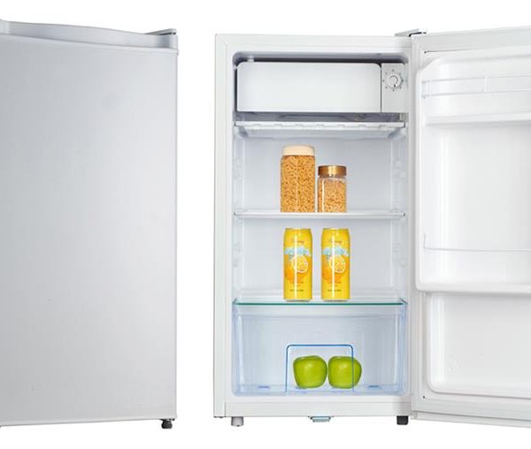 ثلاجة طراز باب واحد | تعمل بنظام التجميد   الحجم المكتبي |  ماركة بلسان