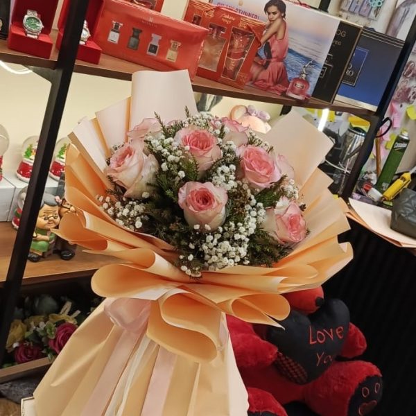 وردة زهور البنفسج 1